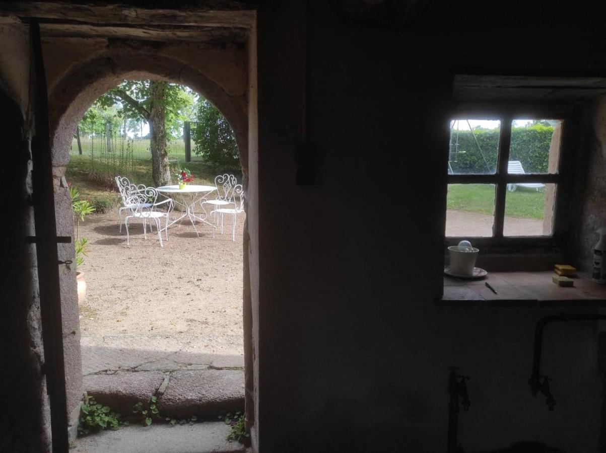 Gite Le Vieux Perrin Villa Andelaroche Exterior foto