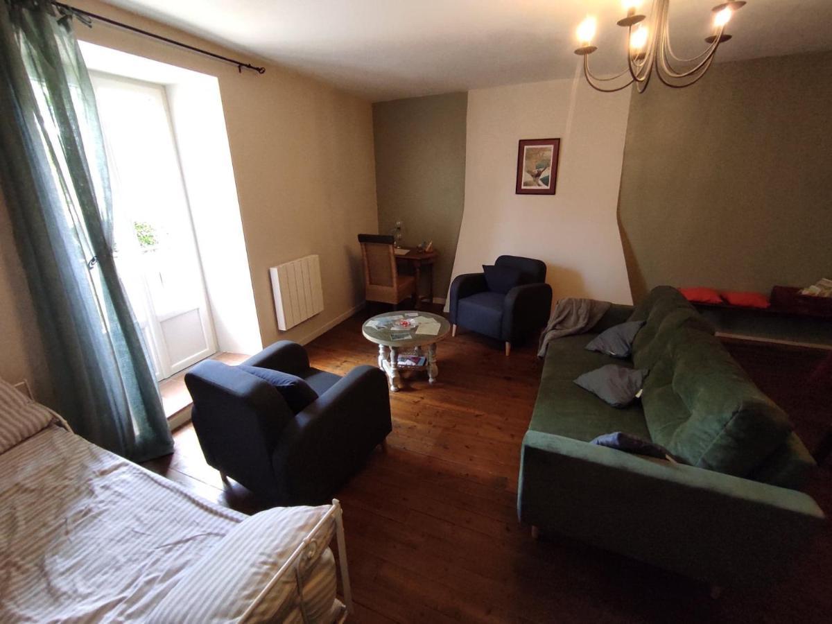 Gite Le Vieux Perrin Villa Andelaroche Exterior foto
